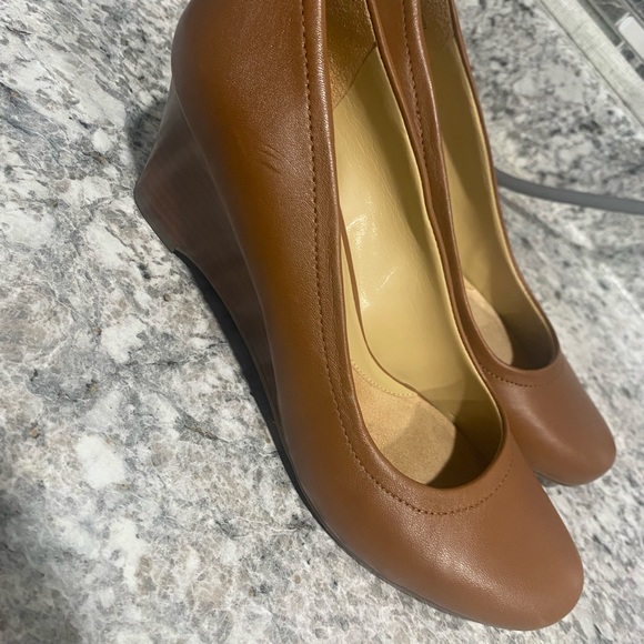 Naturalizer Wedge Shoes - Picture 1 of 4